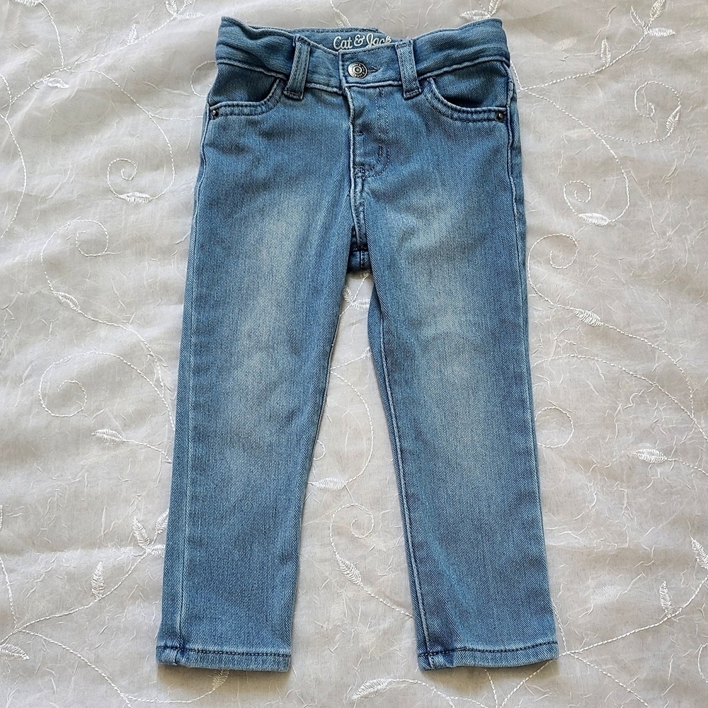 Cat & Jack Light Blue Girl Jeans 2T Stretchy Jegging Comfortable Toddler Jegging